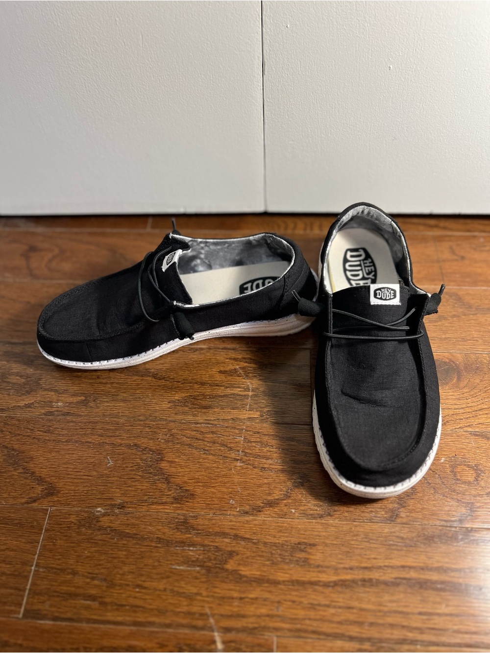 HEYDUDE Wendy Abyss Black Slip On Shoes Women’s 8 Lightweight Loafers - Picture 3 of 10